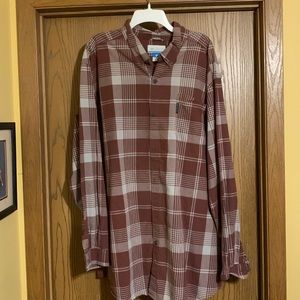 Mens Columbia button up shirt